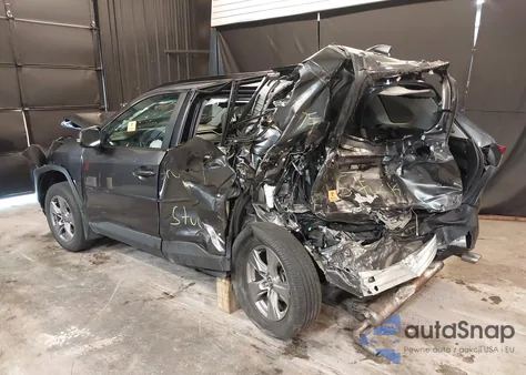 2022 Toyota Rav4 Xle z USA, uszkodzony, nr VIN 2T3P1RFV2NC302770